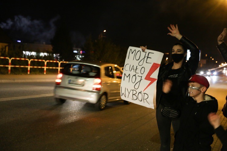 Nie słyszycie głosu - usłyszcie klaksony! Protesty na ulicach regionu!, Dominik Gajda
